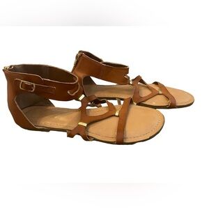 Candie’s brown gladiator sandals 9